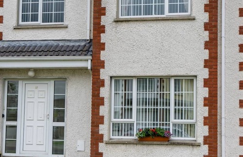 Buncrana Apartment | 32b The Hawthorns by Wild Atlantic Wanderer