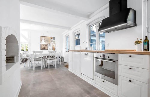 Stege House | 3331 Stege - Råby Søvej 1