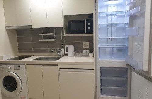 Seocho-dong Apartment | 3415#Gangnam Urban Vogue Suites #Top-rated Unit # All-New Furniture & Peaceful Vibe# Sinnonhyeon 1min