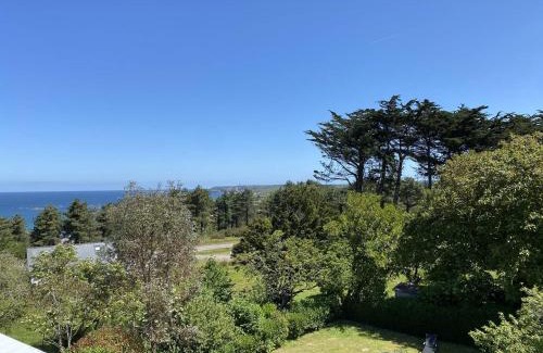 Pleherel-Plage-Vieux-Bourg Apartment | 353 - T2 lumineux avec vue imprenable sur le Cap Fréhel et l'Anse du Croc.