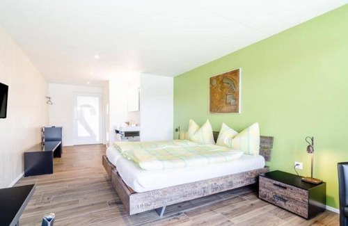Wallbach Hotel | 36 m² Hotel ∙ 2 guests