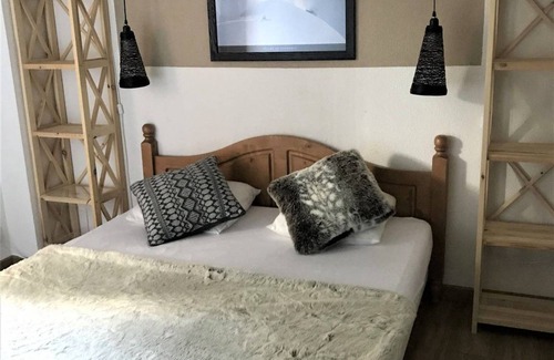 La Joue du Loup Ski Chalet | 37 m² Chalet ∙ 2 bedrooms ∙ 7 guests