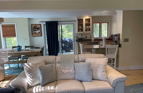 Eel Point House | 3B/2.5b Home Steps to Nature Preserve & 40th Pole Beach! Fenced Yard. Dogs OK!