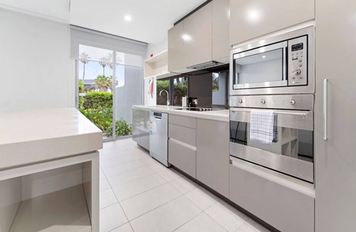 Magenta Shores Villa | 3BDRM Coastal Oasis in Magenta