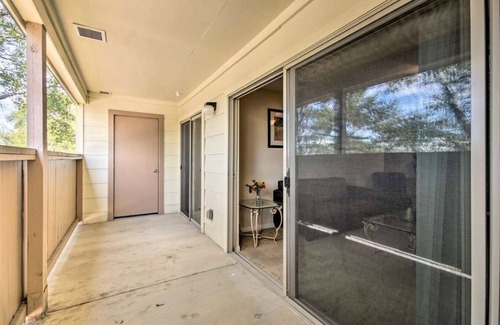 South Main Condo | 3bed/2bath sleeps 8 near NRG Stadium, Medical Center, Downtown Houston, Galleria