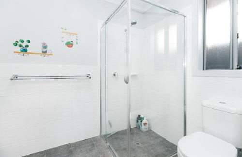Mount Barker House | 3bedroom Modern Home in Mt Barker, 8km to Hahndorf