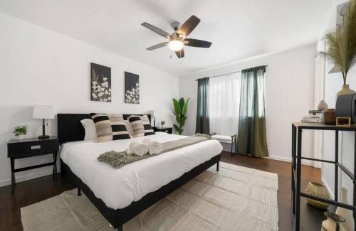 Rancho Cordova House | 3BR 2BA Gem in Rancho Near Shop Centers & Eateries