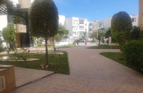 El Menzah 8 Apartment | 3BR Elegant Appart in Ennasr Spacious and Quiet With Wi-Fi, Free Shuttle +7 Days
