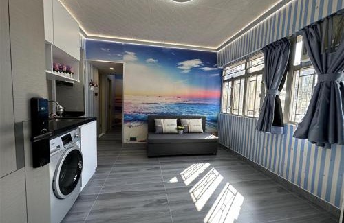 Mong Kok Apartment | 3BR Romantic apt, 2mins MTR, 8pax