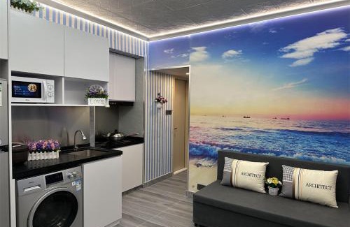 Mong Kok Apartment | 3BR Romantic apt, 2mins MTR, 8pax