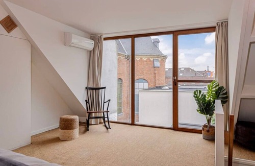 Sint-Andries House | 3BR Urban Haven in Antwerp