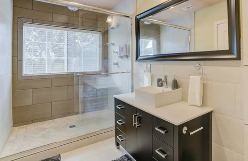 Fetters Hot Springs-Agua Caliente House | 4 BD/4 BA Modern Lux Sonoma Home w/ Game Room+BBQ