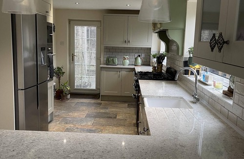 Bardsey House | 4-Bed House in Wetherby, sleeps 8, near York