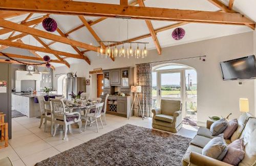 Hallington House | 4 Bed in Birtley 92410