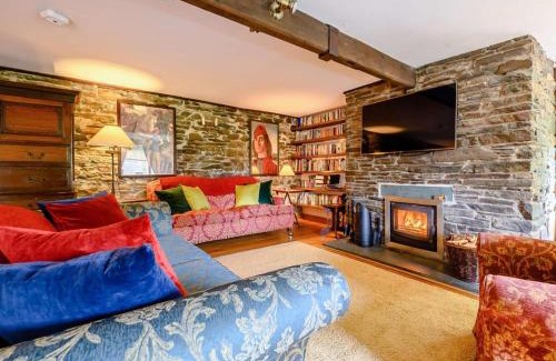 Lorton House | 4 Bed in High Lorton SZ098