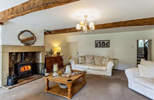 Foulridge House | 4 Bed in Skipton 95023