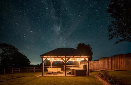 Woolfardisworthy House | 4 Bed in Woolfardisworthy oc-s32421