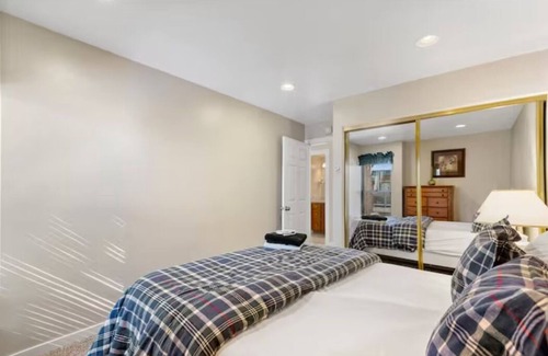 South Lake Tahoe House | 4 Bed - Lake View - Pool, Hot Tub, Beach, Ski Bus, Downtown South Lake Tahoe!