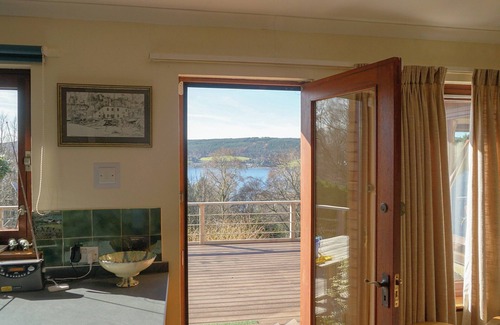 Kilcreggan Cottage | 4 bedroom accommodation in Shandon, near Helensburgh