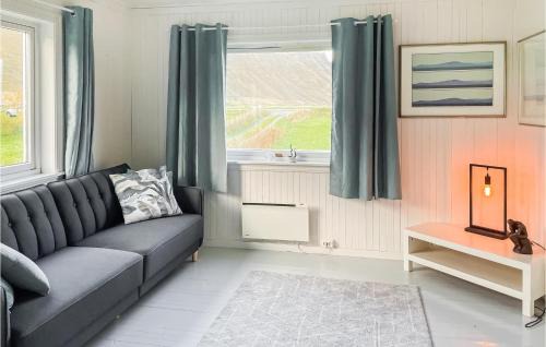 Fredvang House | 4 Bedroom Amazing Home In Fredvang