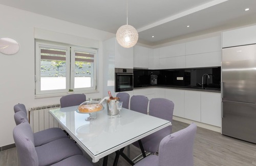 Imotski House | 4 bedroom amazing home in Glavina Donja