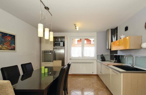 Murine House | 4 bedroom awesome home in Umag