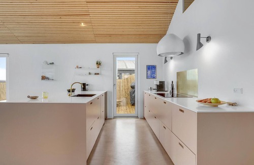 Hejsager Strand House | 4 bedroom cozy home in Haderslev