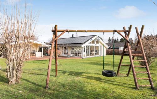 Stege House | 4 Bedroom Cozy Home In Stege