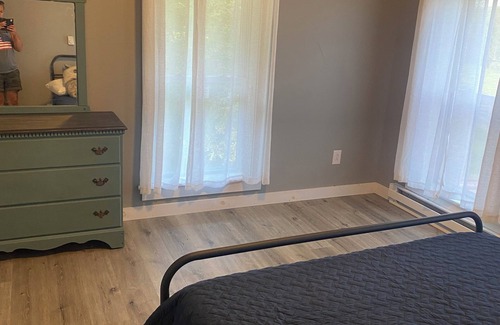 Camptown Other | 4 Bedroom Farmhouse with a hot tub