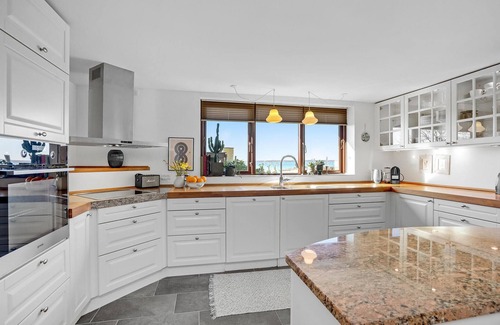 Vaeggerlose House | 4 bedroom lovely home in Væggerløse