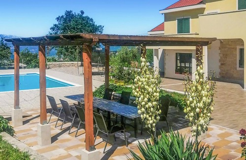 Imotski House | 4 bedroom lovely home in Vinjani Donji