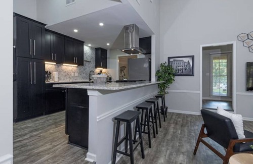 Columbus House | 4 Bedroom Retreat — Close to Ft Benning: Modern, Cozy, and Mins to Everything!