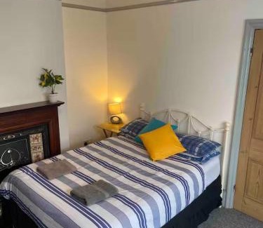 Holt House | 4 Bedroom School House