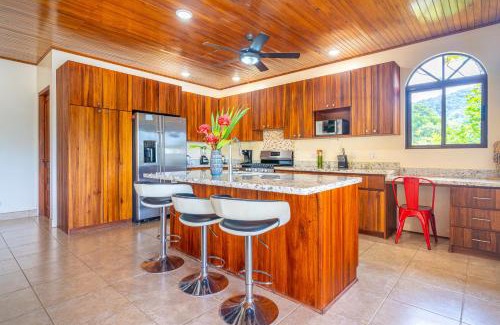 Ojochal House | 4 Bedroom-sleep 9-private Pool-gated-ojochal