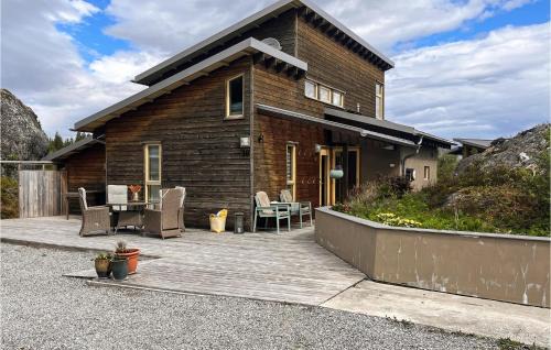 Hitra House | 4 Bedroom Stunning Home In Melandsjø