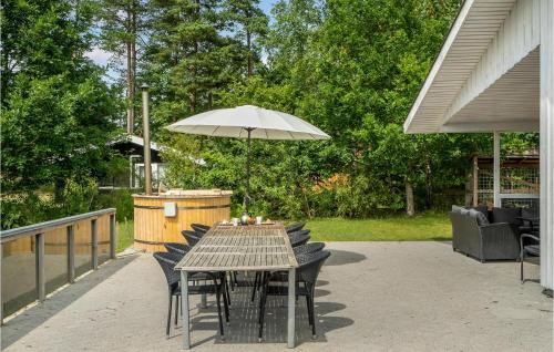 Glesborg House | 4 Bedroom Stunning Home In Glesborg