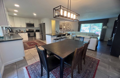 Everett House | 4 Beds in Northern Seattle with a Backyard Playground