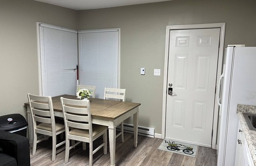 Roxboro Apartment | 4 Blocks from UPTOWN, all new renovation, SUPER NICE!