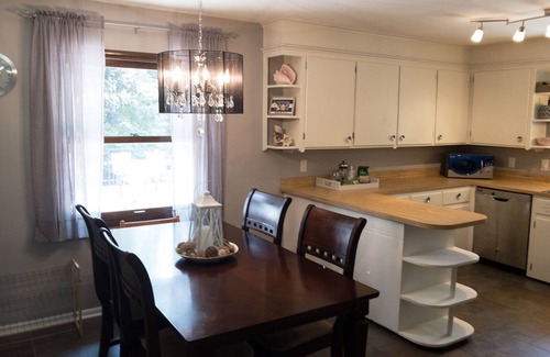 Monona House | 4 BR Ranch 1 Block From Lake Monona - Near UW, Hospitals, and Downtown Madison