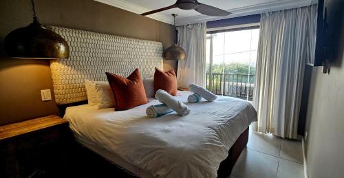 La Mercy Apartment | 4 Dolphin Views La Mercy Luxury Beachfront Apartment with Private Swimming Pool