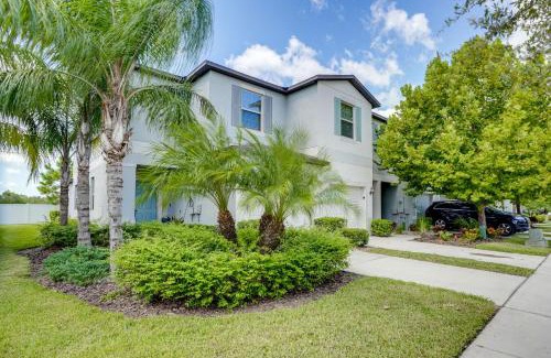 Greater Palm River Point CDC House | 4 Mi to Brandon Exchange Resort-Style Townhome!