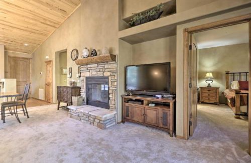 Torreon House | 4 Mi to Fool Hollow Lake Cabin with Tranquil Deck