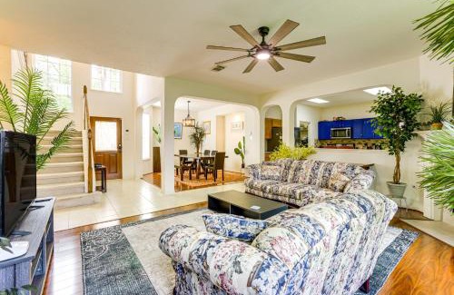 Spring House | 4 Mi to Old Town Spring Family Retreat with Yard!