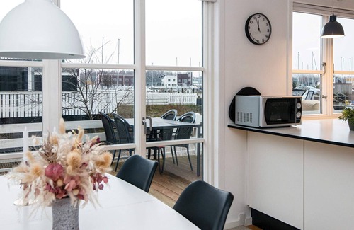 Øer Strand House | 4 person holiday home in Ebeltoft