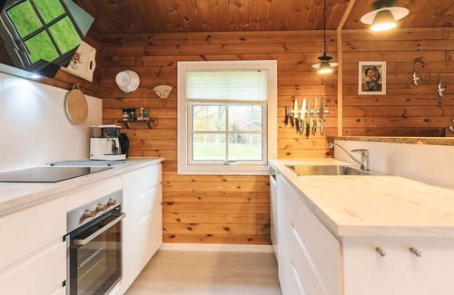 Bratten Strand House | 4 person holiday home in Jerup