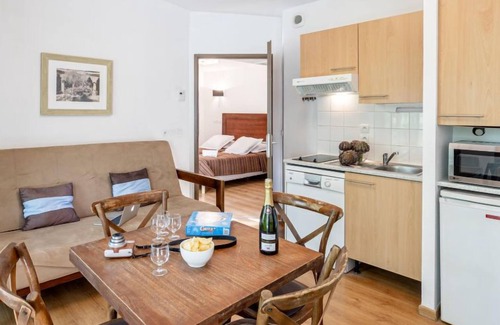 Eppe-Sauvage House | 4 pièces 8 pax CDF Duplex Les Cottages by Interhome