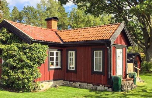 Droppsta House | 4 star holiday home in Märsta