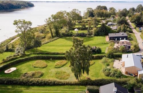 Ronde House | 4 star holiday home in Rønde-By Traum