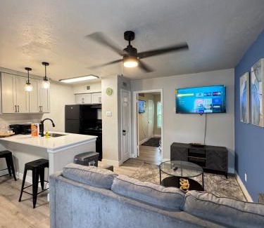 Park Central Apartment | 4 STATE FAIR l DT Dallas l FIFA READY l Staycation 1Bd1Ba