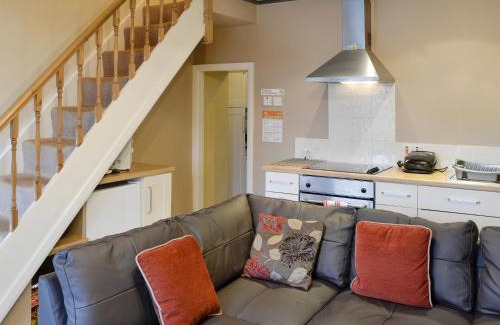 Prenteg House | 4 Tan Y Bryn Terrace